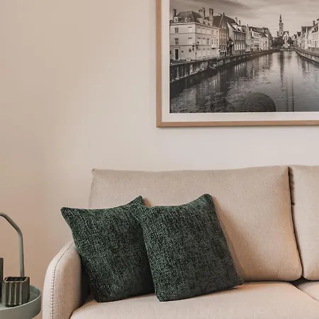 Highest Five By Romy&travis Apartment